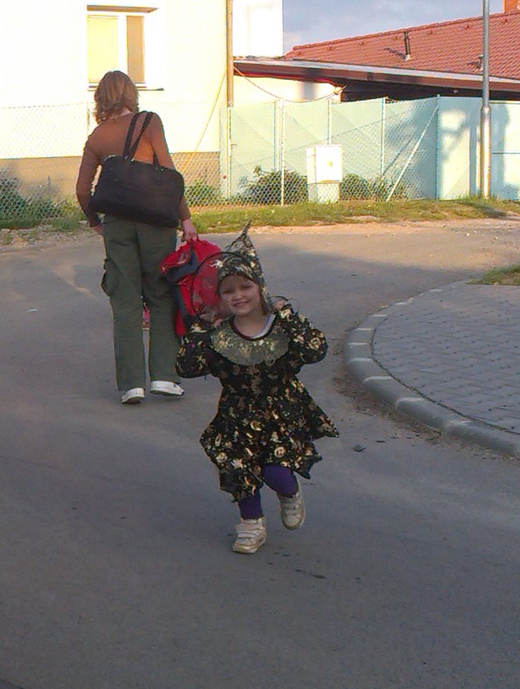 malé čarodějnice se scházejí